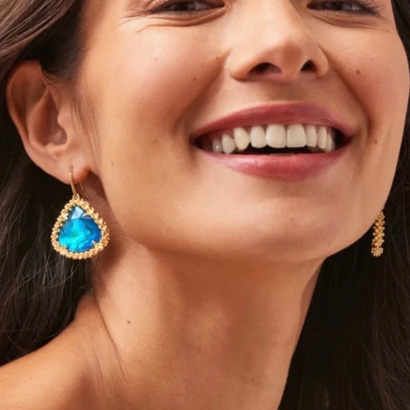 Kendra Scott Kendall framed large teal abalone earrings - Picture 2 of 9